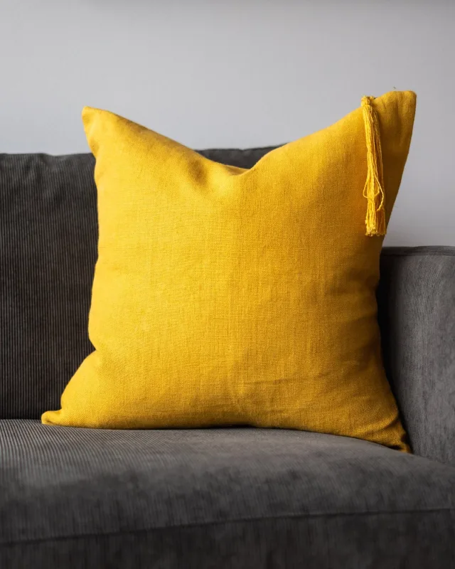 Chiara Organic Linen Throw Pillow