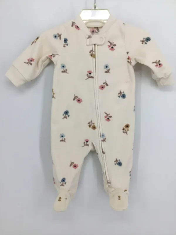 Carter's Child Size 3 Months Cream Sleepers