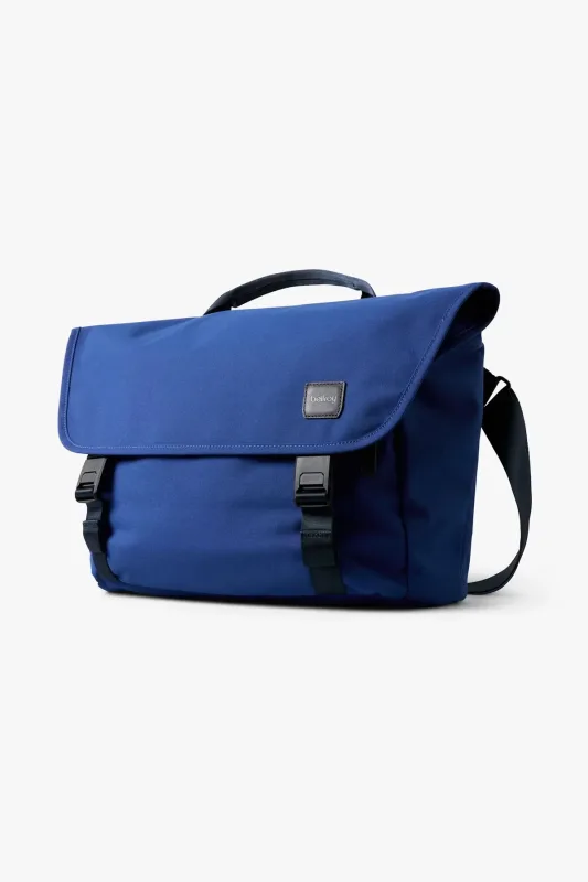 Bellroy Classic Messenger Bag Indigo